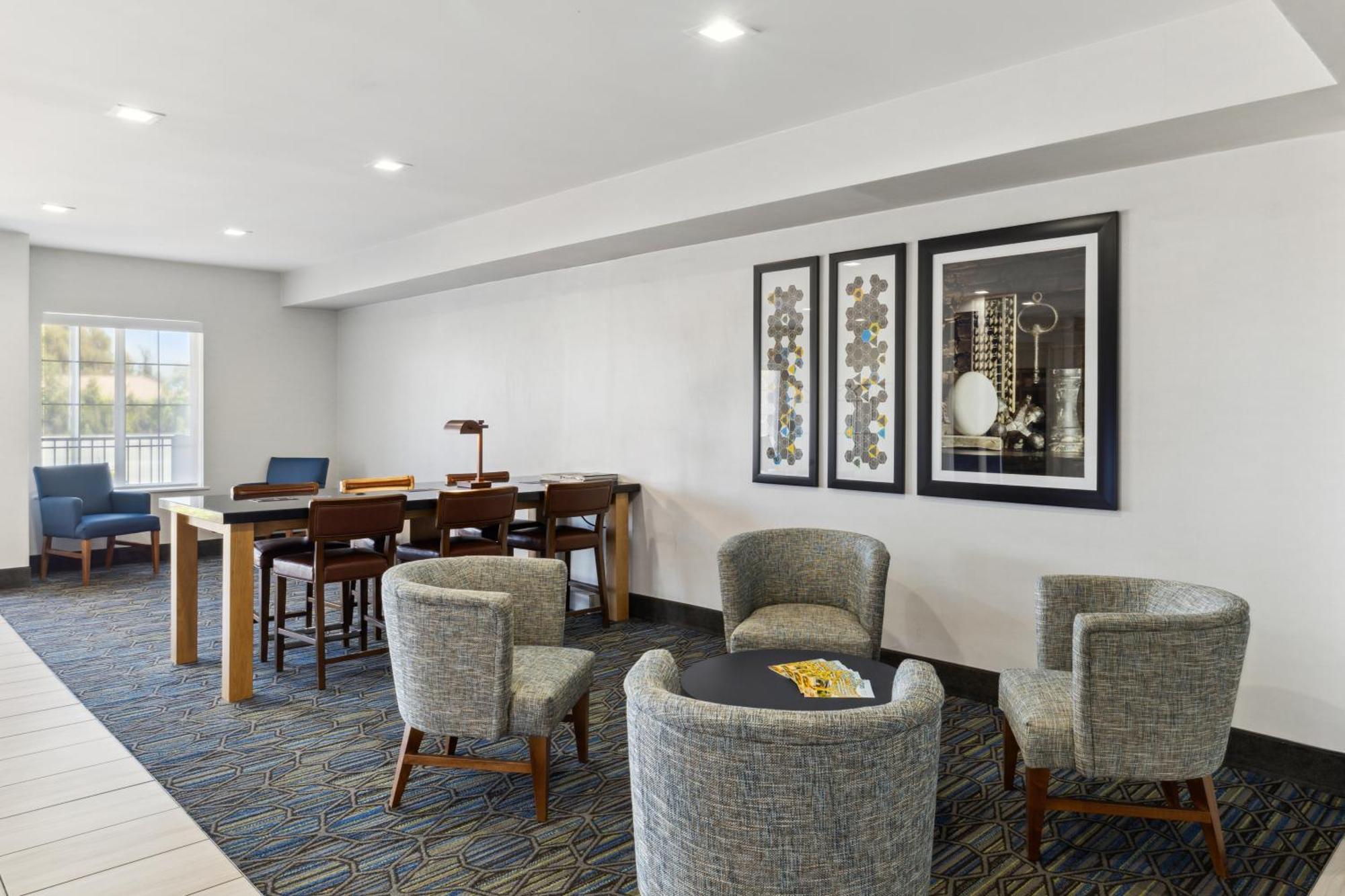Holiday Inn Express & Suites Mountain View Silicon Valley By Ihg المظهر الخارجي الصورة