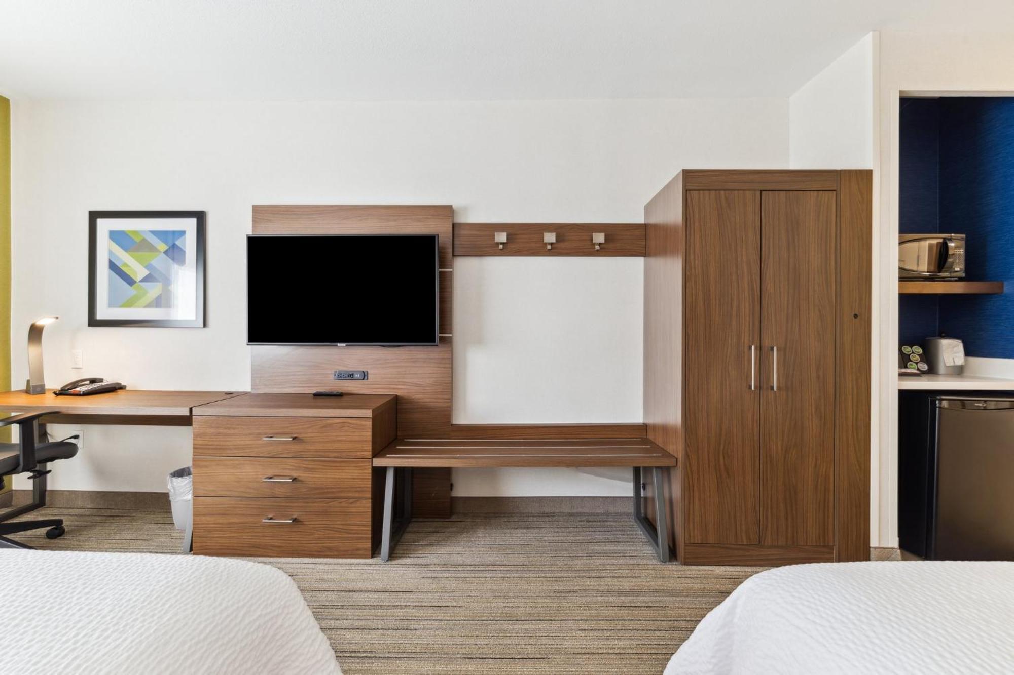 Holiday Inn Express & Suites Mountain View Silicon Valley By Ihg المظهر الخارجي الصورة