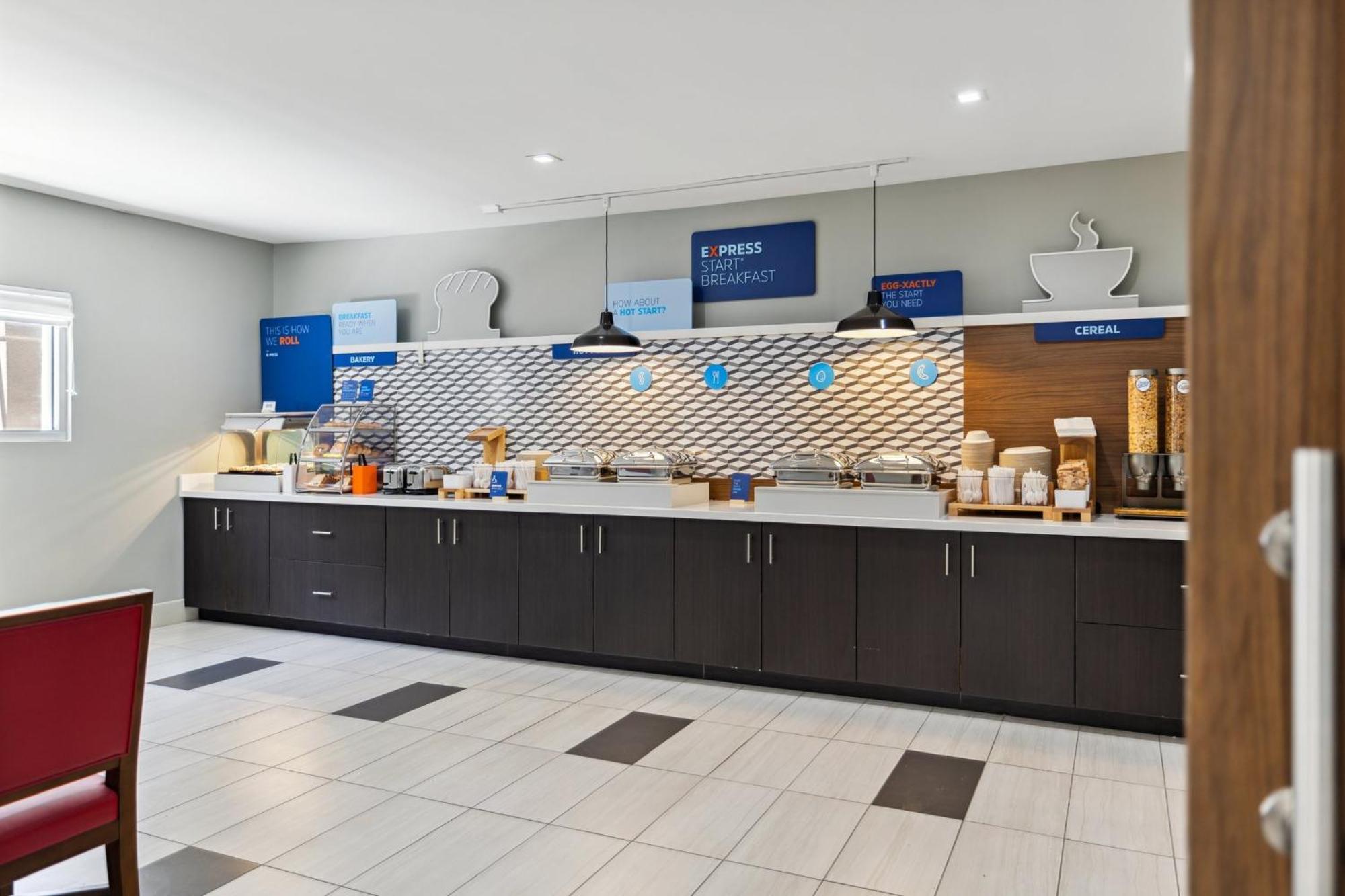 Holiday Inn Express & Suites Mountain View Silicon Valley By Ihg المظهر الخارجي الصورة