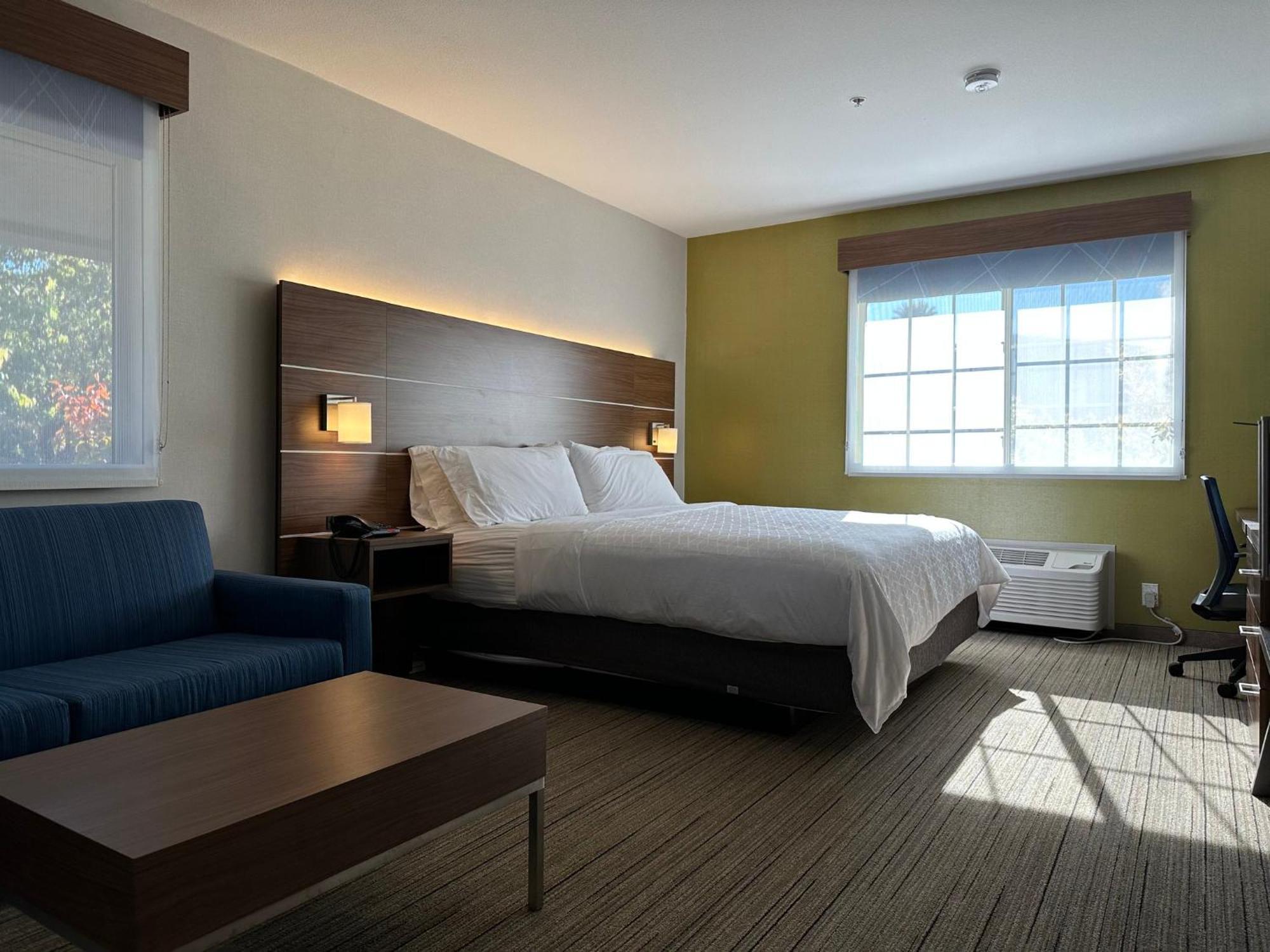 Holiday Inn Express & Suites Mountain View Silicon Valley By Ihg المظهر الخارجي الصورة